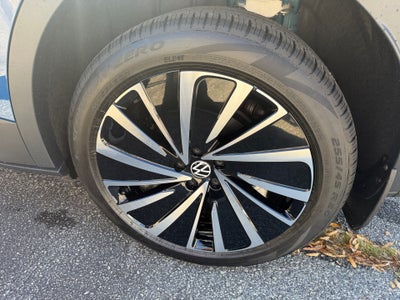 2025 Volkswagen ID.4 AWD Pro