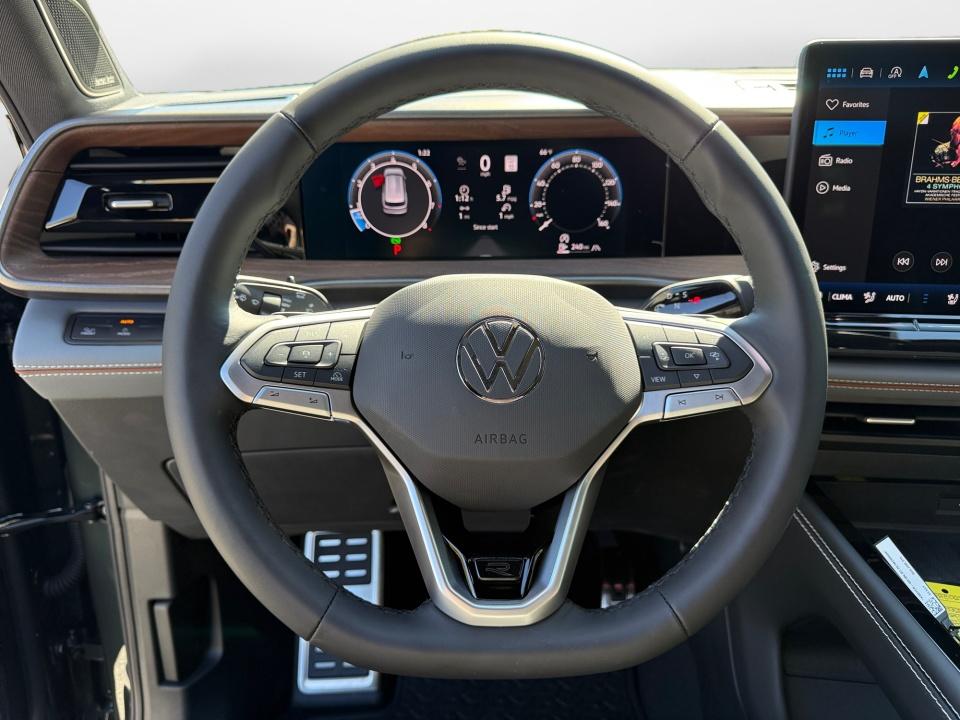 2027 Volkswagen Atlas SEL Premium R-Line