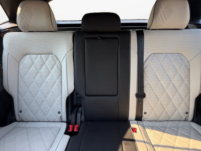 2026 Volkswagen Atlas Cross Sport SEL Premium R-Line