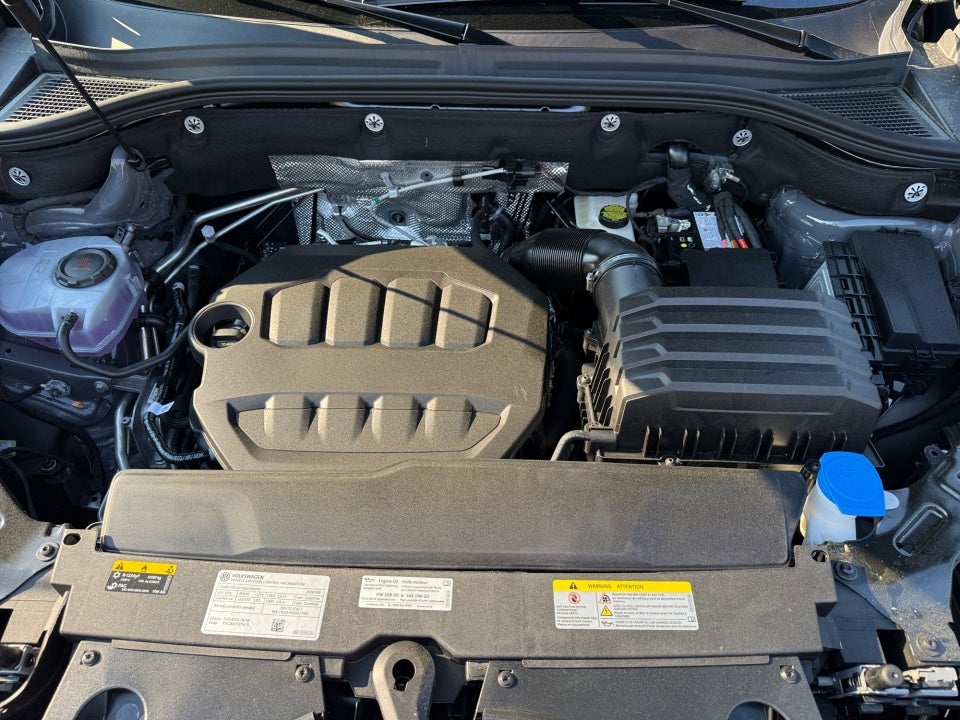 2026 Volkswagen Atlas Cross Sport SEL Premium R-Line