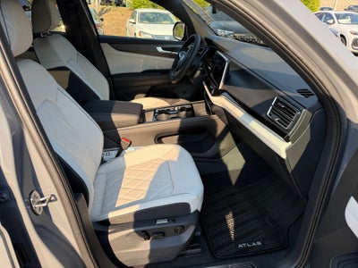 2026 Volkswagen Atlas Cross Sport SEL Premium R-Line