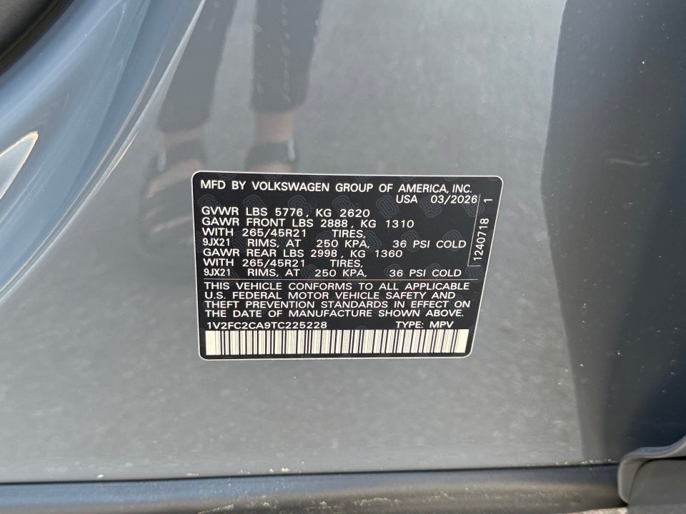 2026 Volkswagen Atlas Cross Sport SEL Premium R-Line