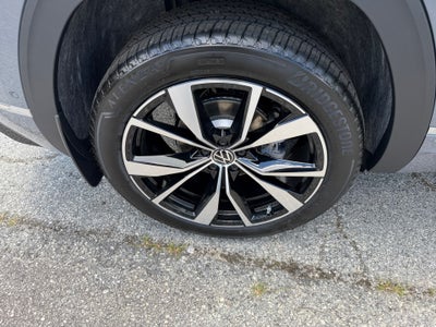 2026 Volkswagen Atlas Cross Sport SEL Premium R-Line
