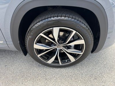2026 Volkswagen Atlas Cross Sport SEL Premium R-Line