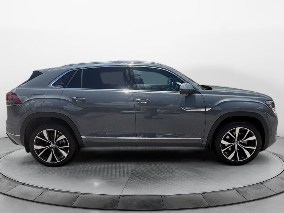 2026 Volkswagen Atlas Cross Sport SEL Premium R-Line