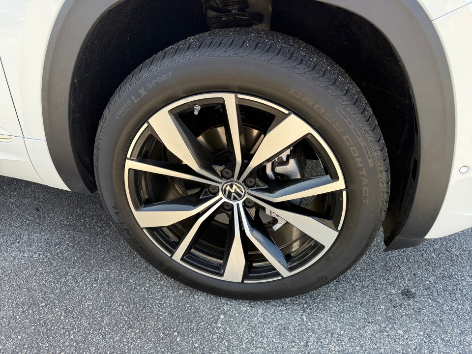 2026 Volkswagen Atlas SEL Premium R-Line