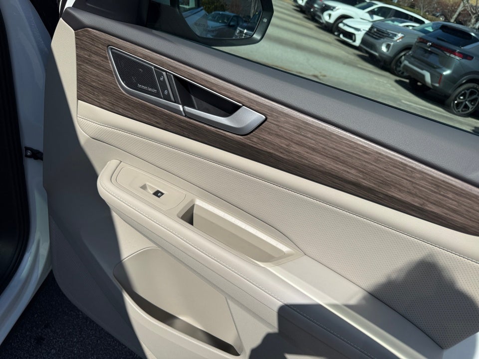 2026 Volkswagen Atlas SEL Premium R-Line