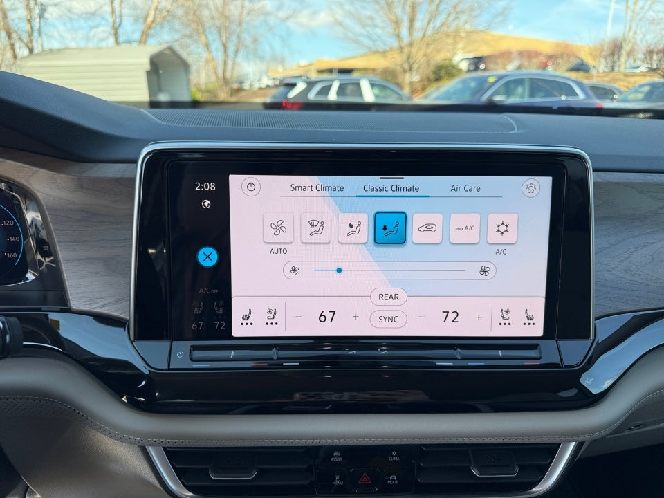 2026 Volkswagen Atlas SE with Technology