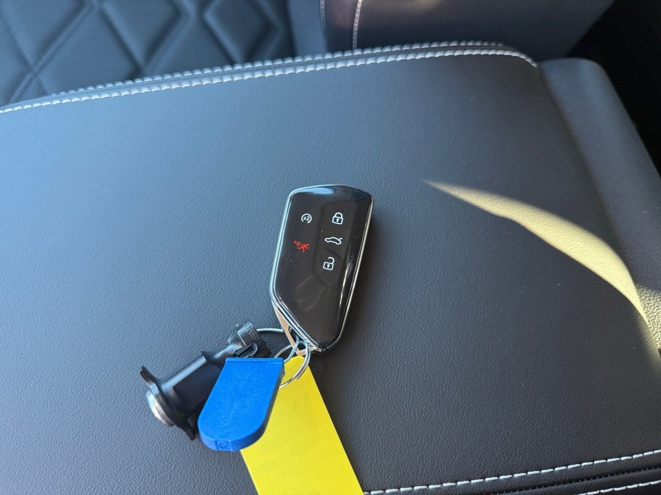 2026 Volkswagen Atlas SE with Technology