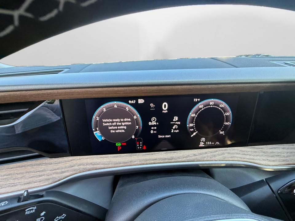 2027 Volkswagen Atlas SE w/Technology