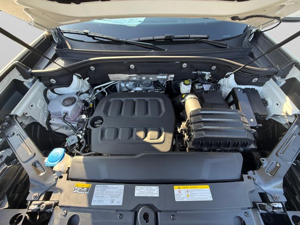 2027 Volkswagen Atlas SE w/Technology