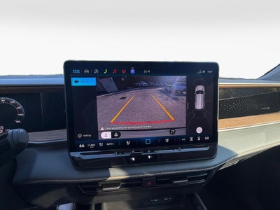 2027 Volkswagen Atlas SE w/Technology