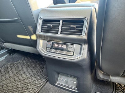 2027 Volkswagen Atlas SE w/Technology