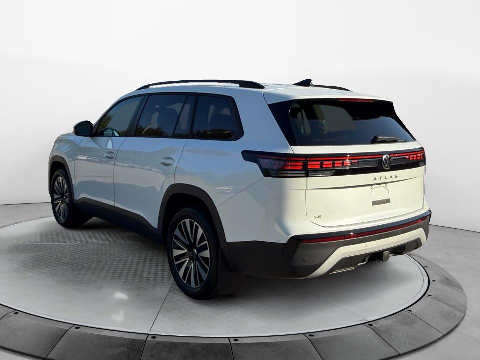 2027 Volkswagen Atlas SE w/Technology