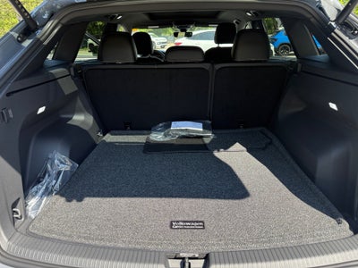 2026 Volkswagen Atlas Cross Sport SE with Technology