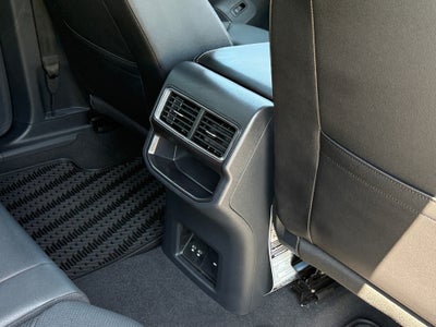 2026 Volkswagen Atlas Cross Sport SE with Technology