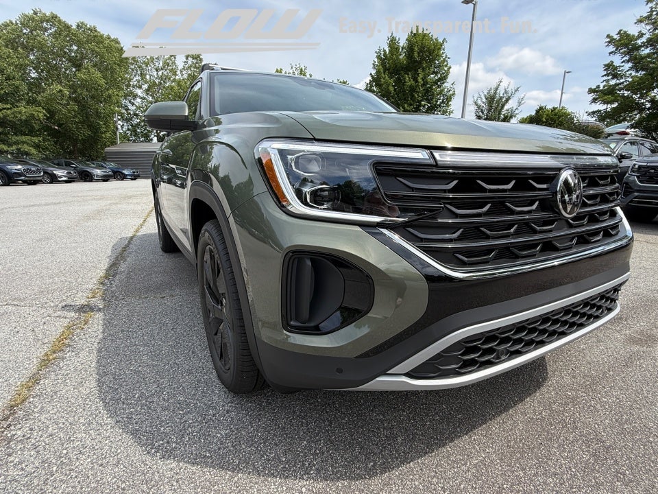 2026 Volkswagen Atlas Cross Sport 2.0T SE w/Technology