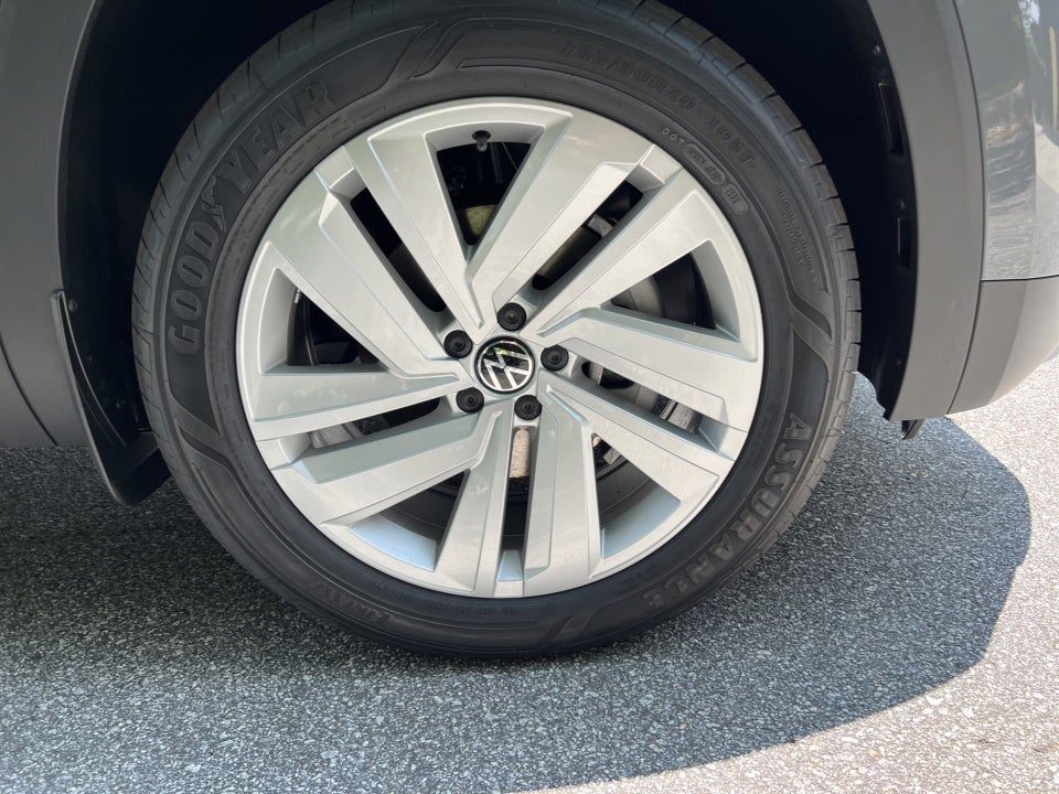 2023 Volkswagen Atlas Cross Sport 3.6L V6 SE w/Technology
