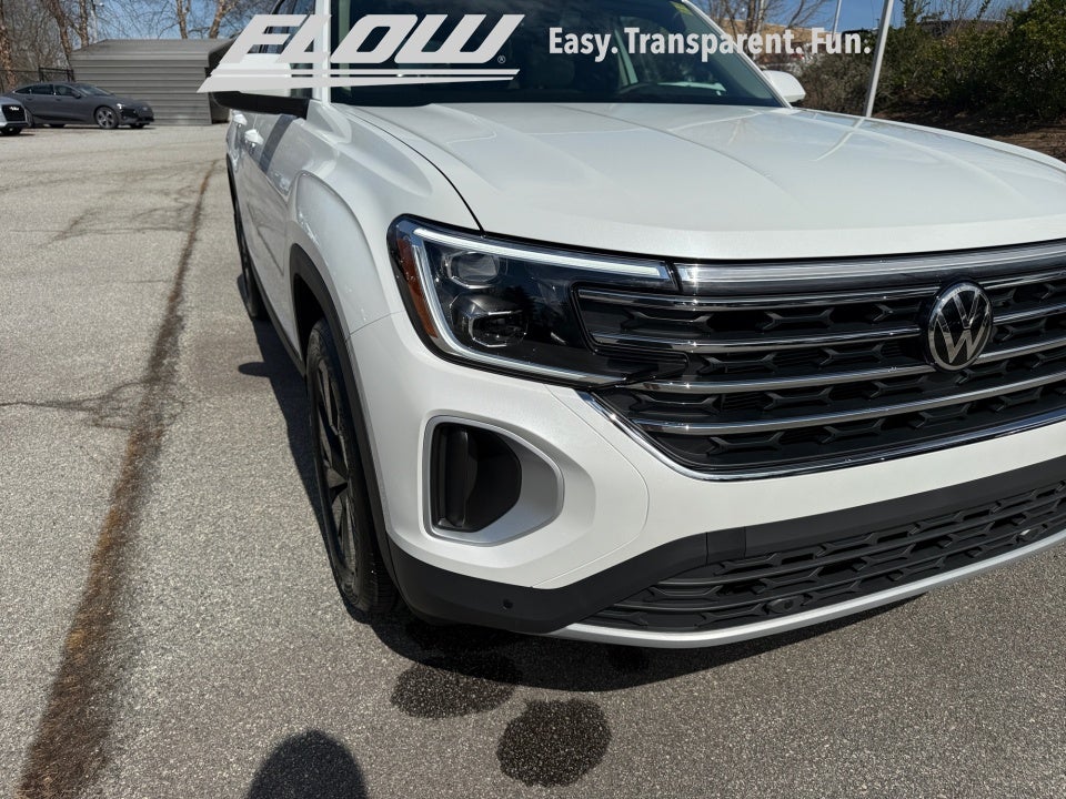 2026 Volkswagen Atlas SE with Technology