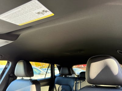 2026 Volkswagen Atlas Cross Sport 2.0T SE