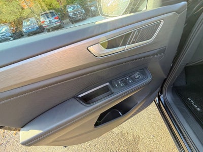 2026 Volkswagen Atlas Cross Sport 2.0T SE