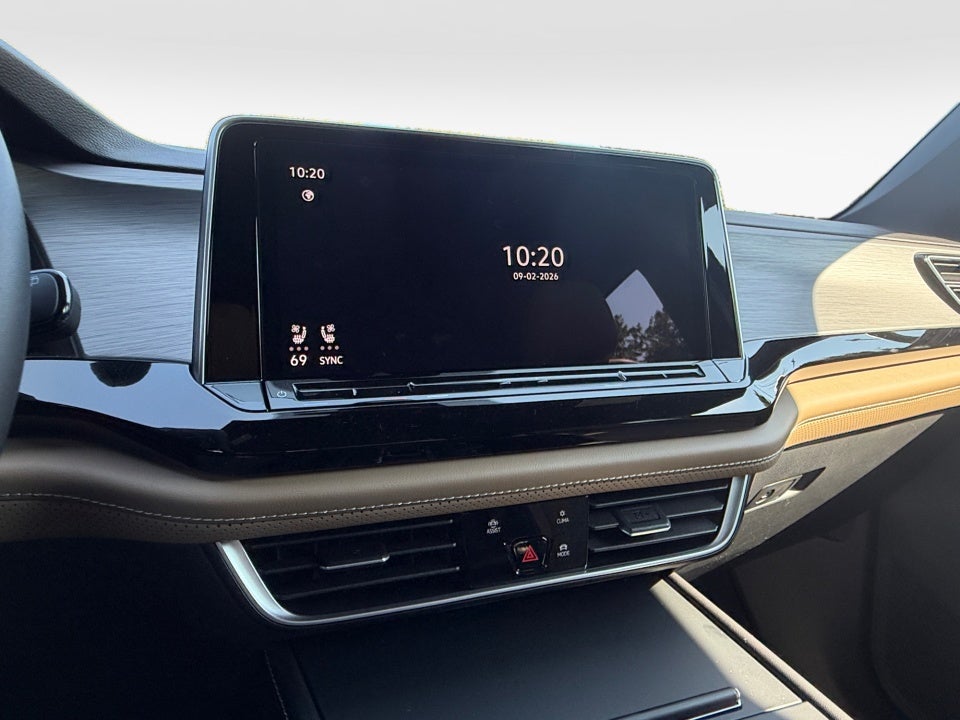 2026 Volkswagen Atlas Cross Sport 2.0T SE