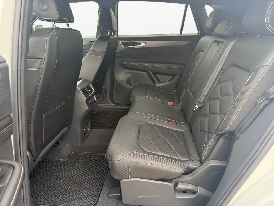 2026 Volkswagen Atlas Cross Sport SE