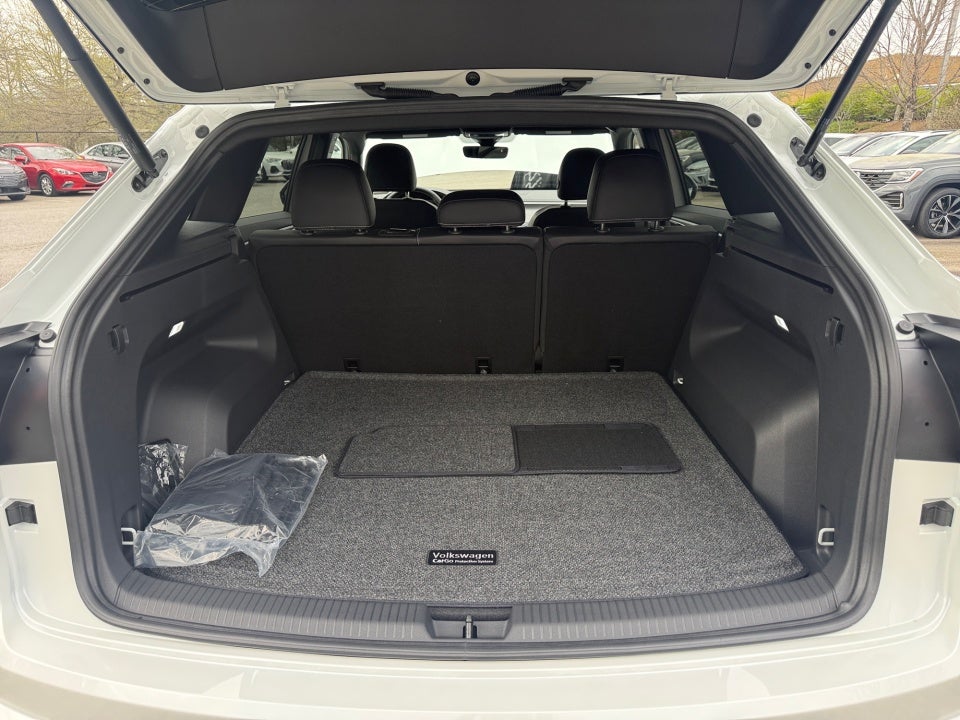 2026 Volkswagen Atlas Cross Sport SE