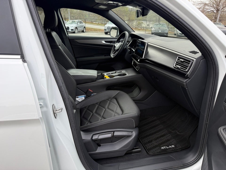 2026 Volkswagen Atlas Cross Sport SE