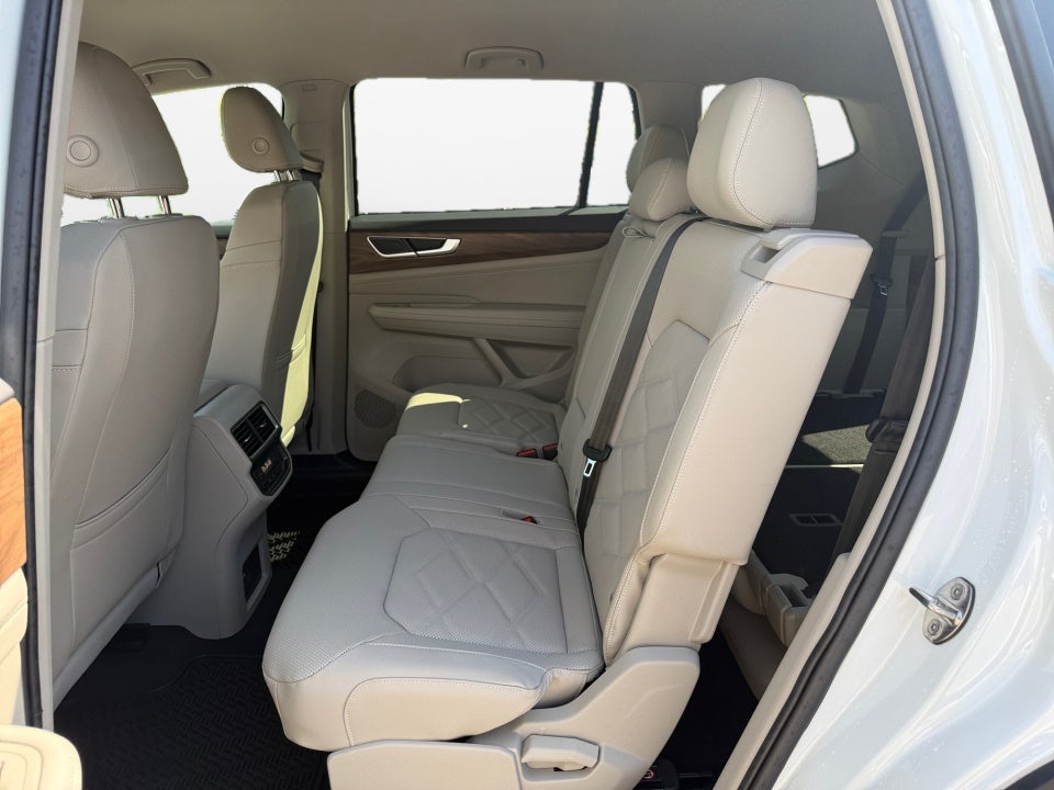 2026 Volkswagen Atlas SE