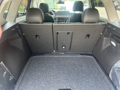 2025 Volkswagen Taos SE Black