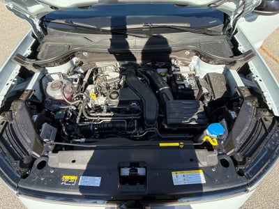 2026 Volkswagen Taos SE Black