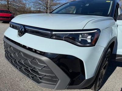 2026 Volkswagen Taos SE Black