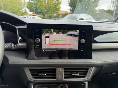 2027 Volkswagen Taos SE Black