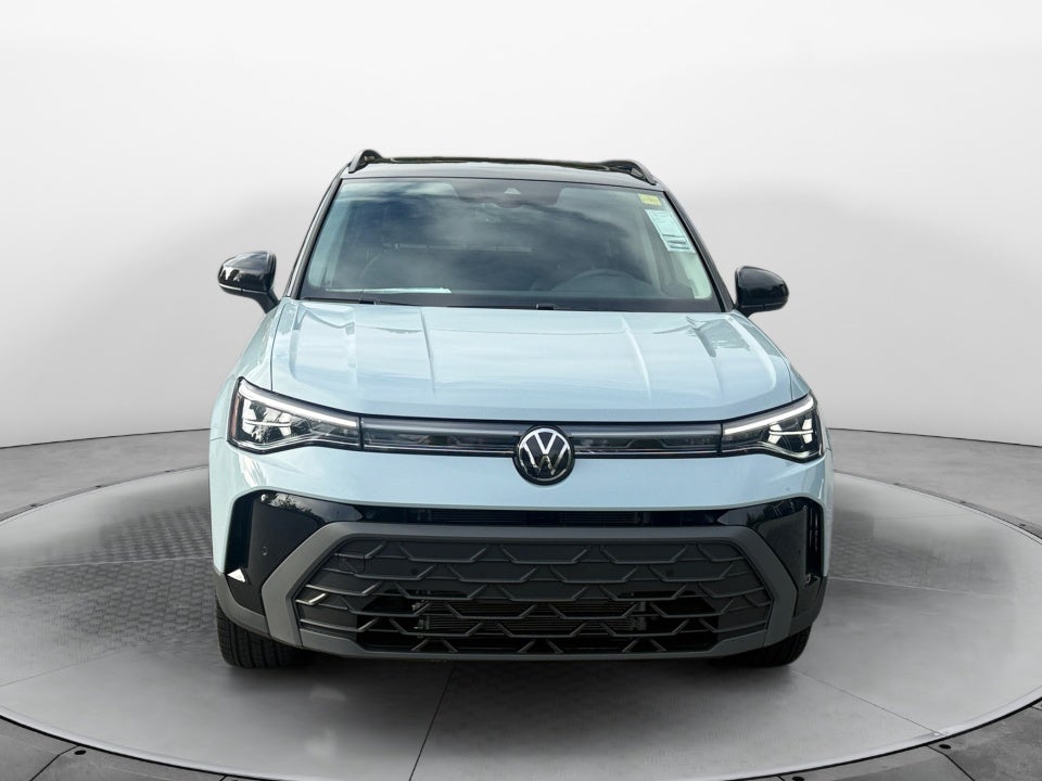 2027 Volkswagen Taos SE Black