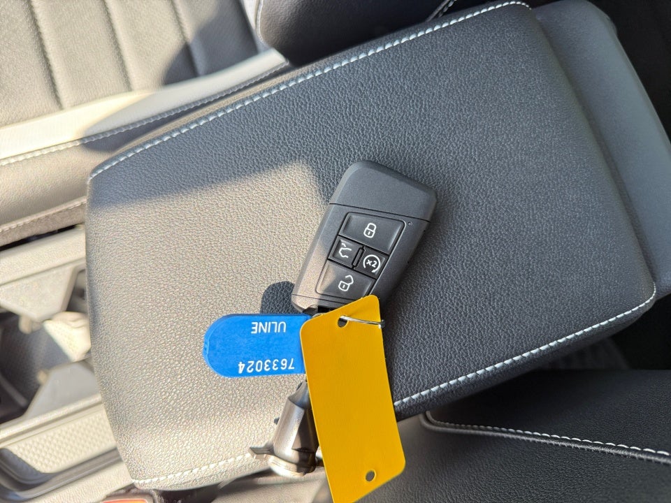 2025 Volkswagen Taos 1.5T SEL