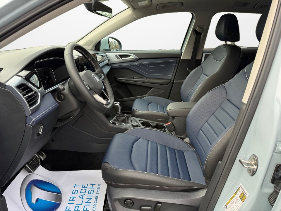 2026 Volkswagen Taos SEL