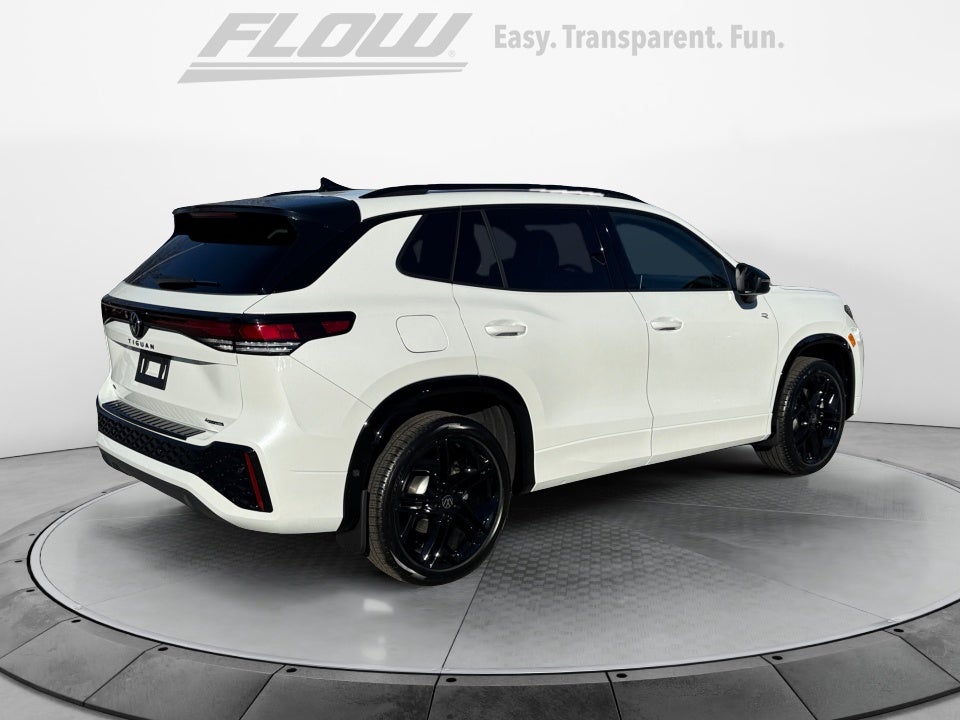 2026 Volkswagen Tiguan SE R-Line Black