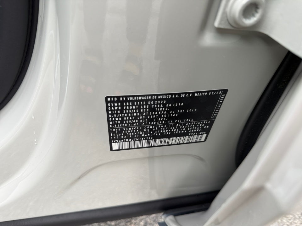 2026 Volkswagen Tiguan SE R-Line Black