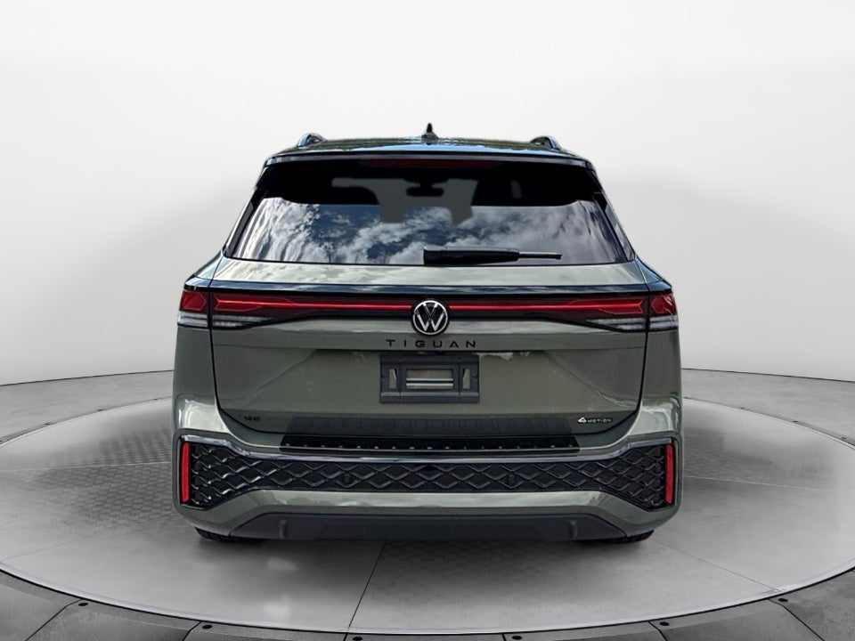 2026 Volkswagen Tiguan SE R-Line Black