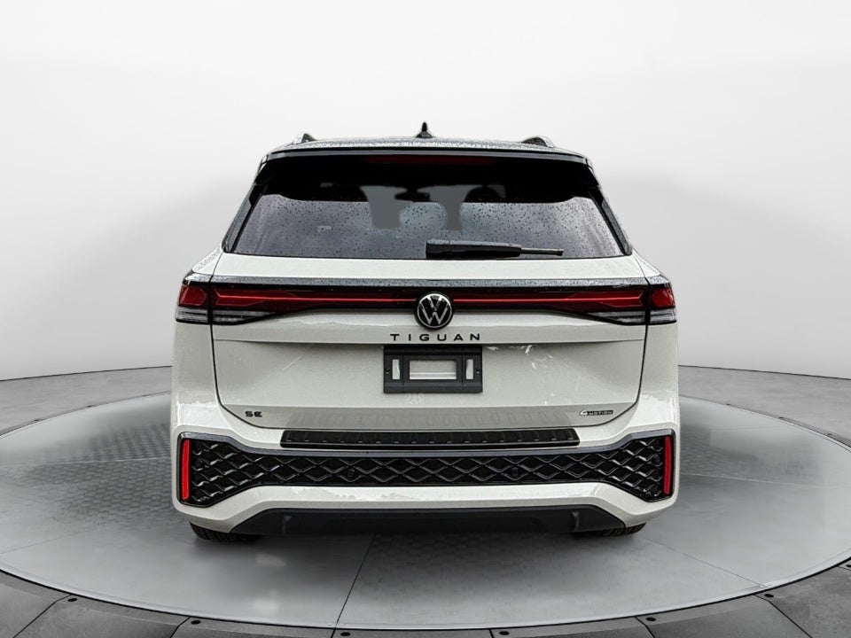 2026 Volkswagen Tiguan SE R-Line Black