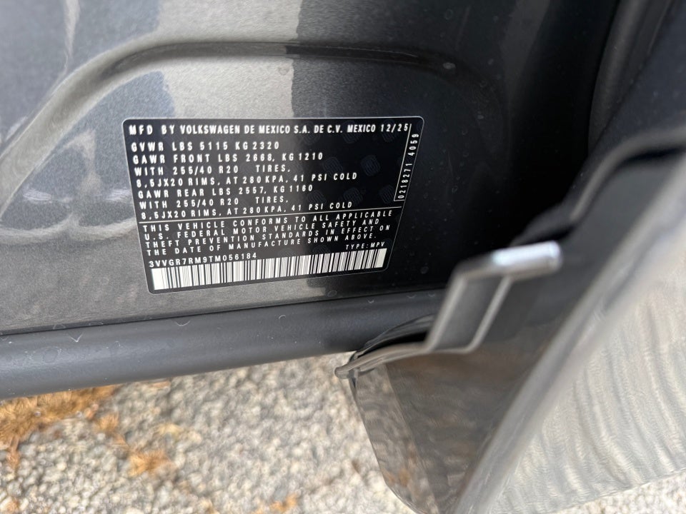 2026 Volkswagen Tiguan SE R-Line Black