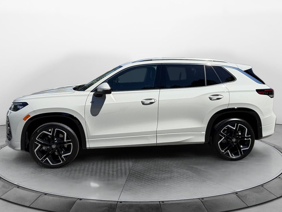 2026 Volkswagen Tiguan SEL R-Line Turbo