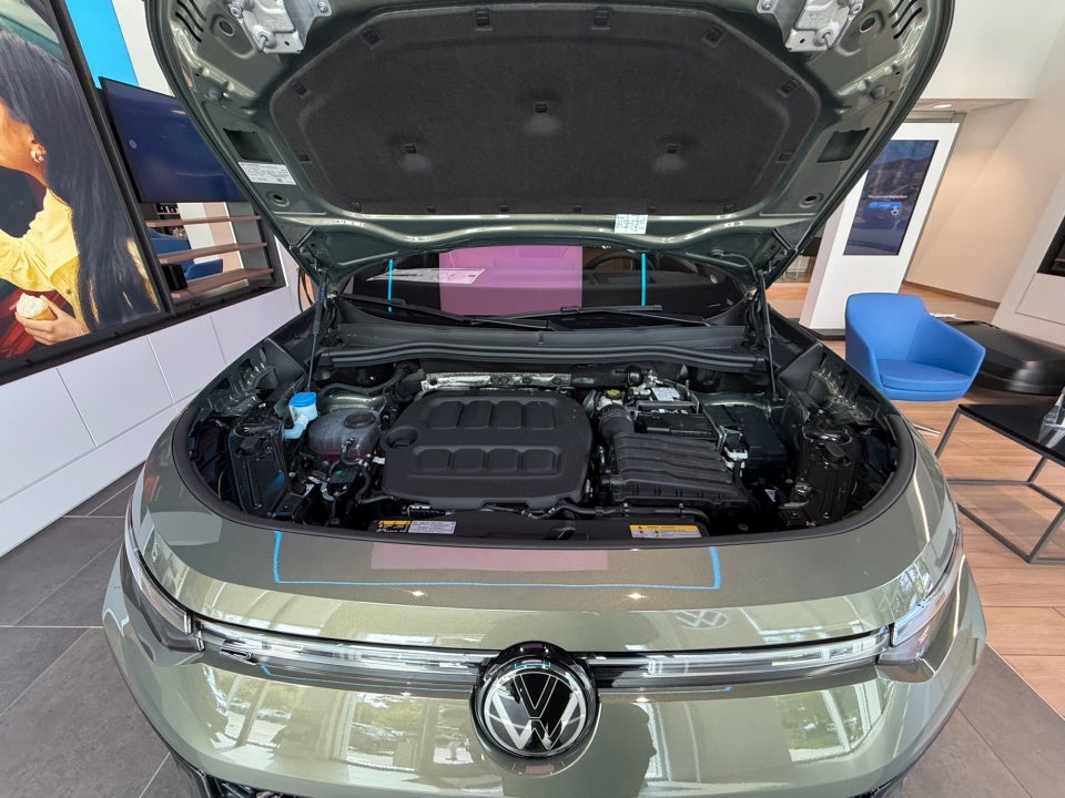2026 Volkswagen Tiguan SEL R-Line Turbo