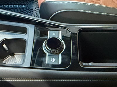 2026 Volkswagen Tiguan SEL R-Line Turbo