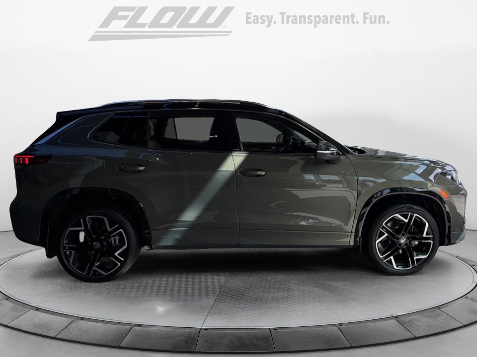 2026 Volkswagen Tiguan SEL R-Line Turbo