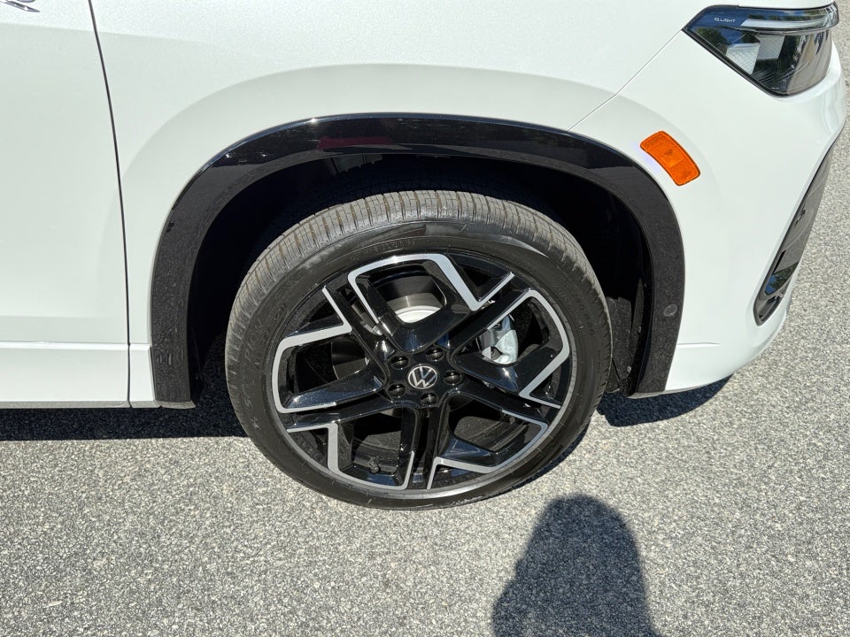 2026 Volkswagen Tiguan SEL R-Line Turbo