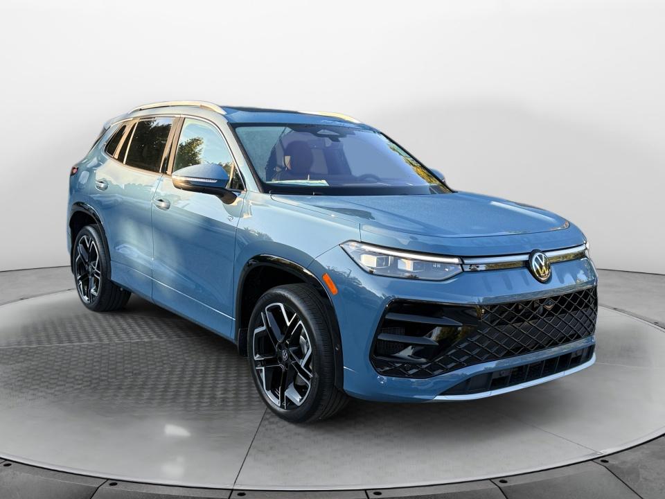 2026 Volkswagen Tiguan SEL R-Line Turbo