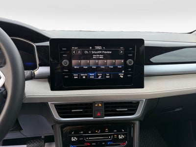 2026 Volkswagen Taos SE