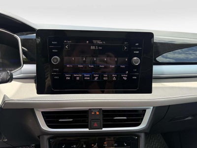 2026 Volkswagen Taos SE